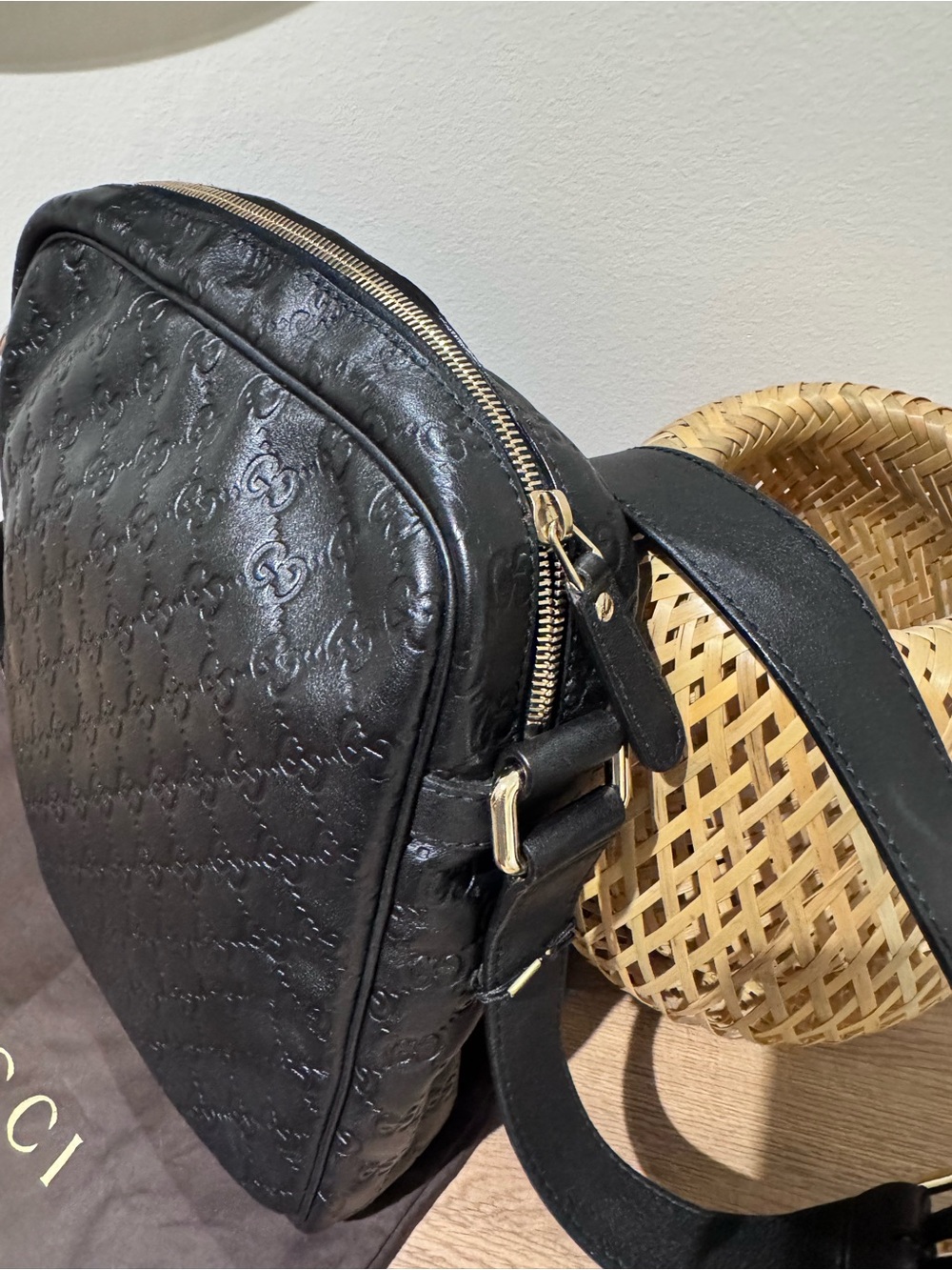 Gucci Black Embossed Leather Messenger Bag with Gold Hardware - Picture 3 of 10